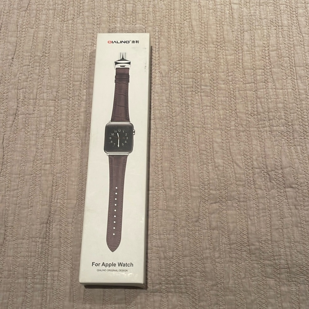 Qialino Apple Watch band 42 mm